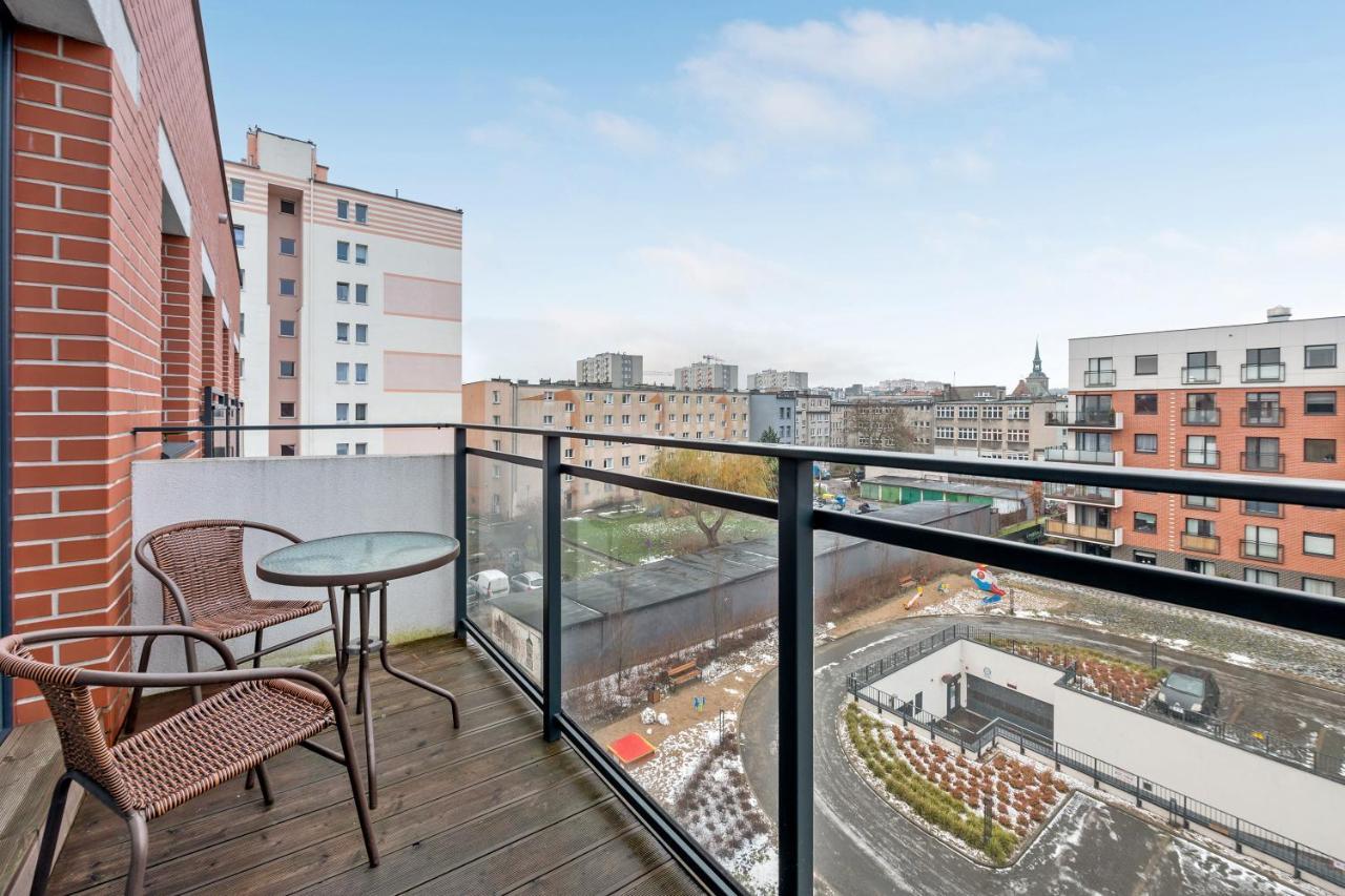 City Center Nowa Grobla Apartments & Parking By Downtown Apartments Gdańsk Exteriör bild